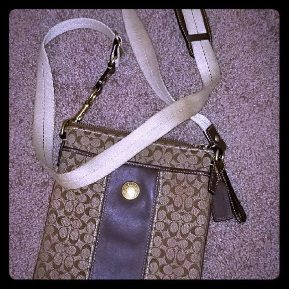 Coach Handbags - Coach Crossover